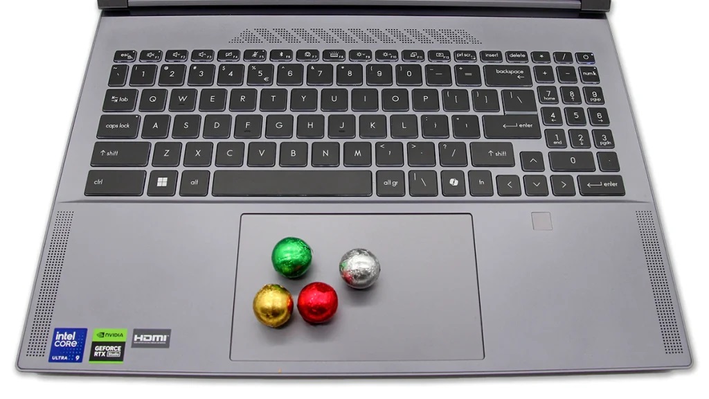 MSI-Creator-16-AI-Studio-A1VHG-keyboard-1024x576.jpg