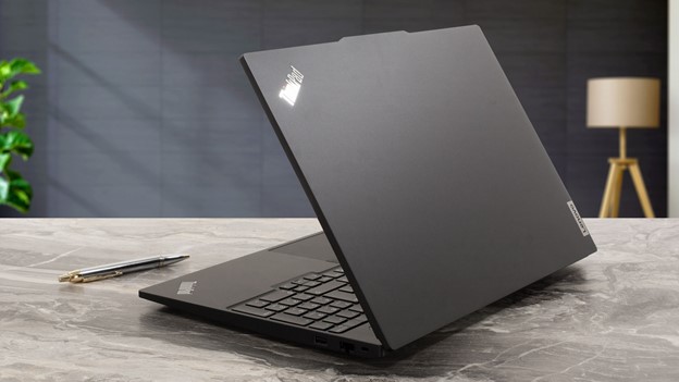 Обзор Lenovo ThinkPad E16 Gen 2 21MA008TUS 
